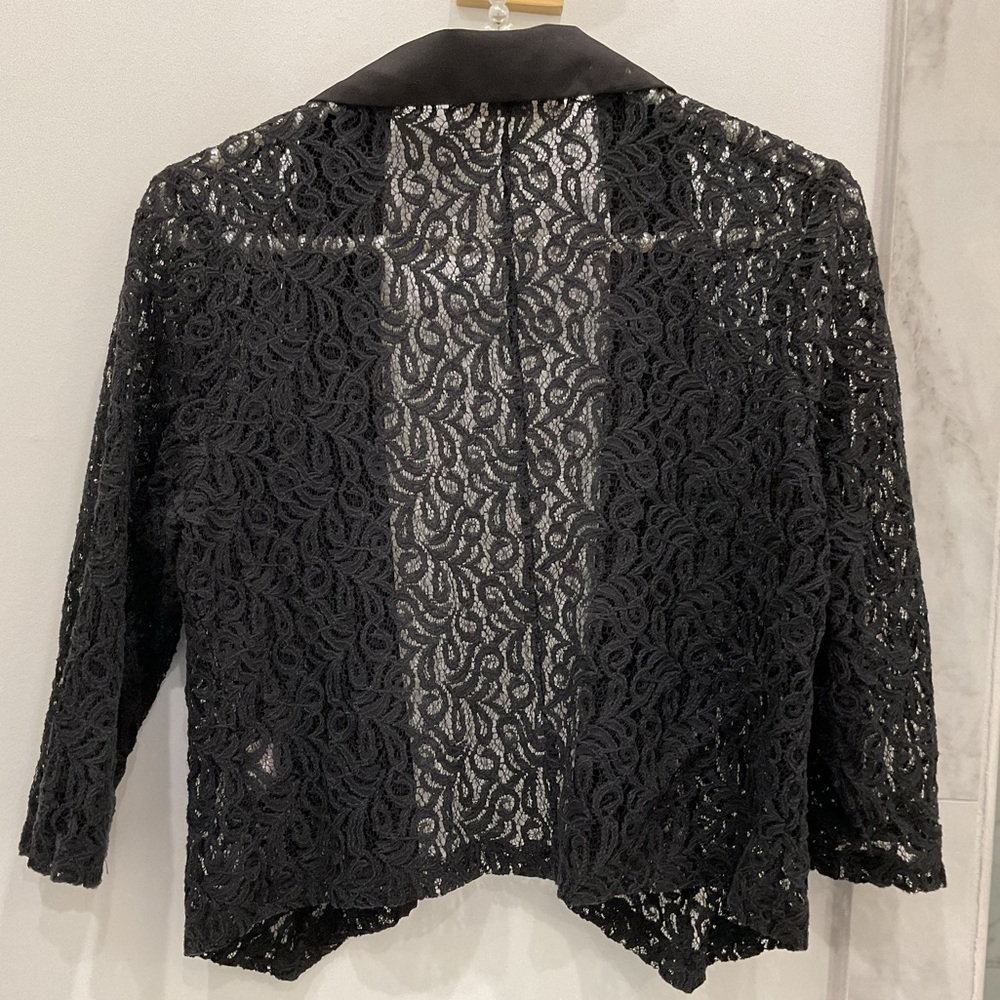 🔴LACE JACKET CARDIGAN🔴 - Picture 2 of 5